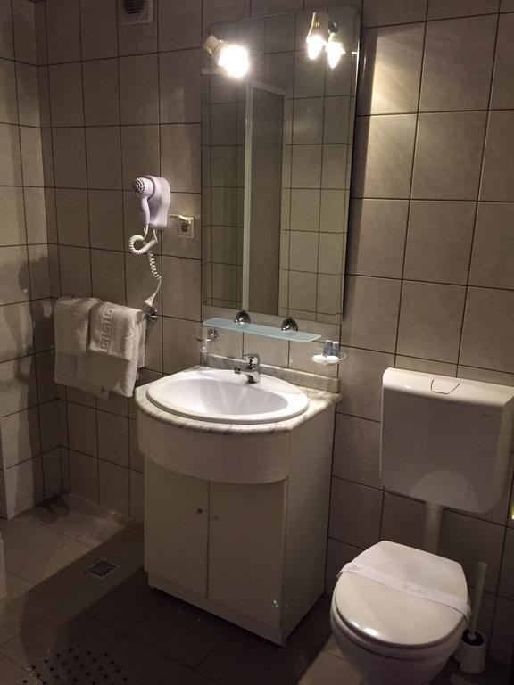 Hotel Mic Bucharest Luaran gambar