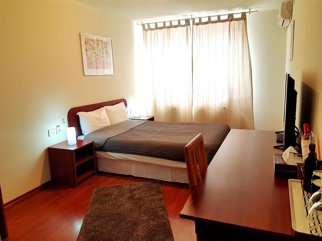 Hotel Mic Bucharest Luaran gambar